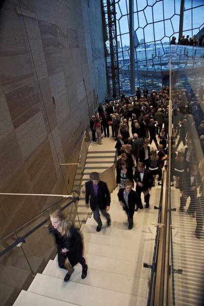 ��������-����� � ���������� ��� Harpa Courtesy of Reykjavik Concert Hall and Conference Centre &copy; Bara Kristinsdottir