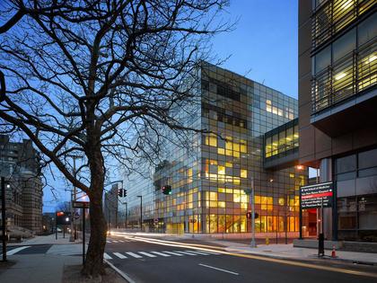 ����������� ����������� �������� ����-���-������. &copy; Roland Halbe 