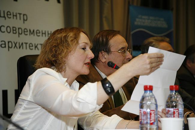 Директор Ц:СА Ирина Коробьина на пресс-конференции по объявлению результатов конкурса. Фотография - Ц:СА