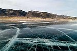 Лед озера Байкал (с) winteruni.com