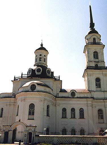 http://www.archi.ru/photo/buzlanov/bryansk/images/b047.jpg